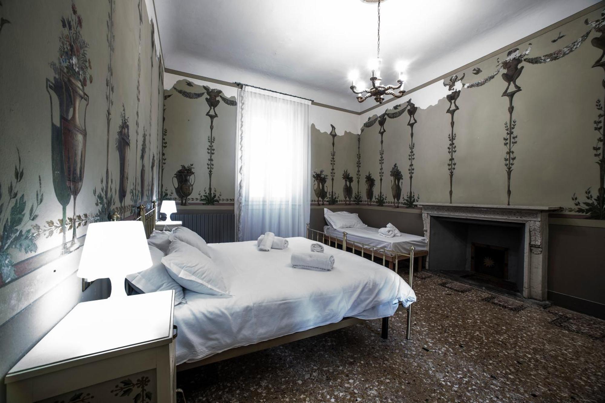 Dimora Storica Vicolo Del Volto Apartment Iseo Exterior photo